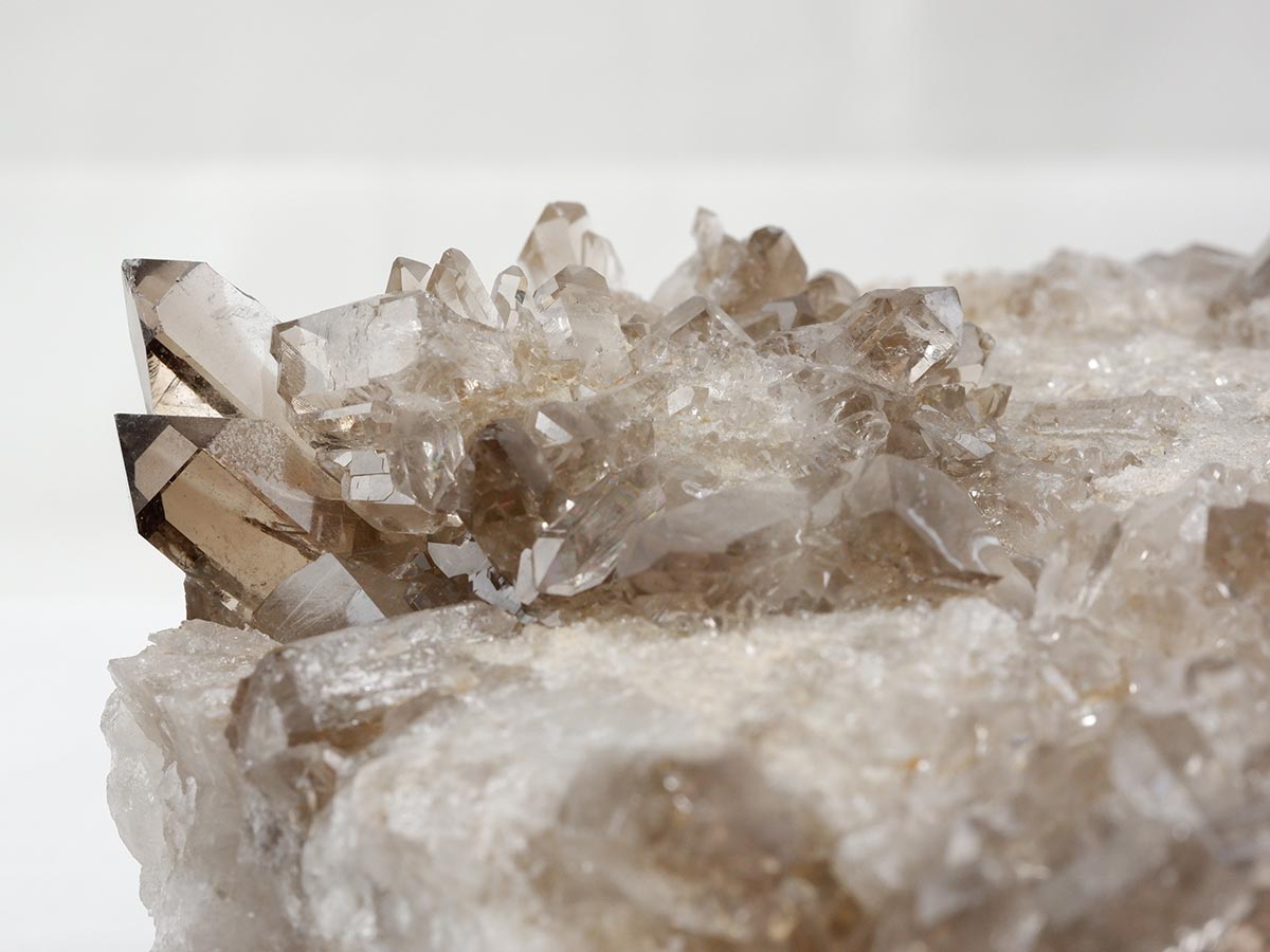 1.1Kg スモーキークォーツ クラスター ブラジル産 煙水晶 原石 一点物 282-733