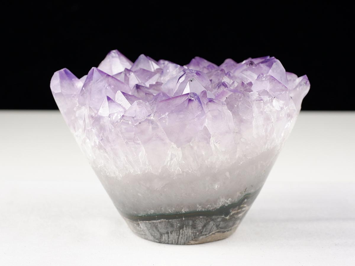 アメジストクラスター 原石 ウルグアイ産 花型 フラワー amethyst 一点物 282-756