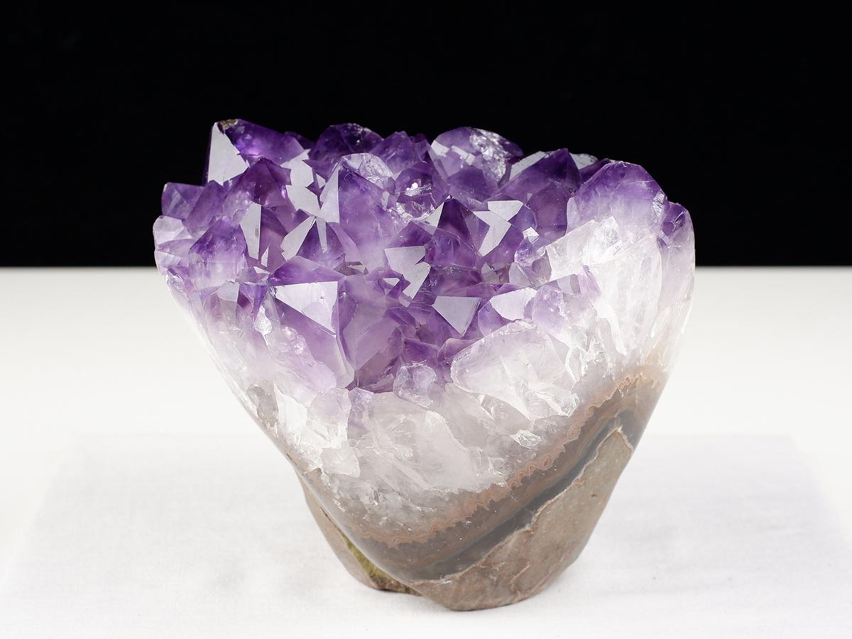 1.7Kg アメジストクラスター 原石 ウルグアイ産 花型 フラワー amethyst 一点物 282-763
