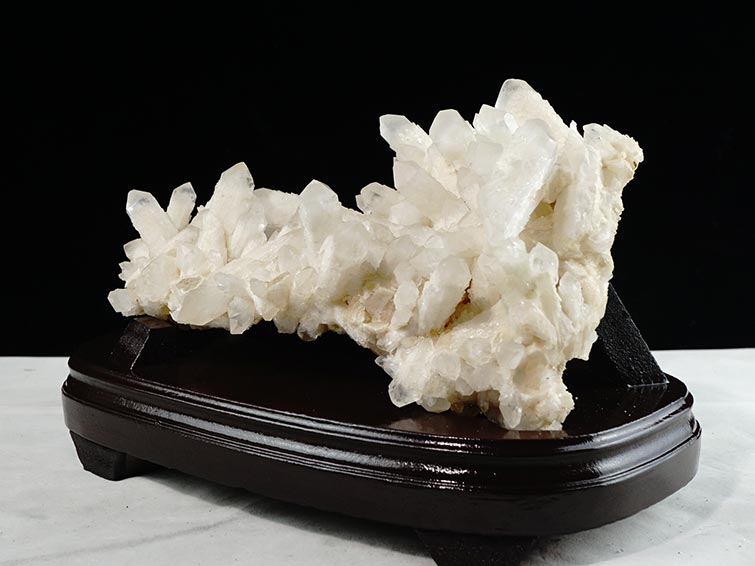 3.4Kg 水晶 クラスター クリスタルクォーツ 原石 ファントム入り 一点物 292-19