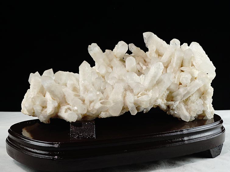 3.4Kg 水晶 クラスター クリスタルクォーツ 原石 ファントム入り 一点物 292-19