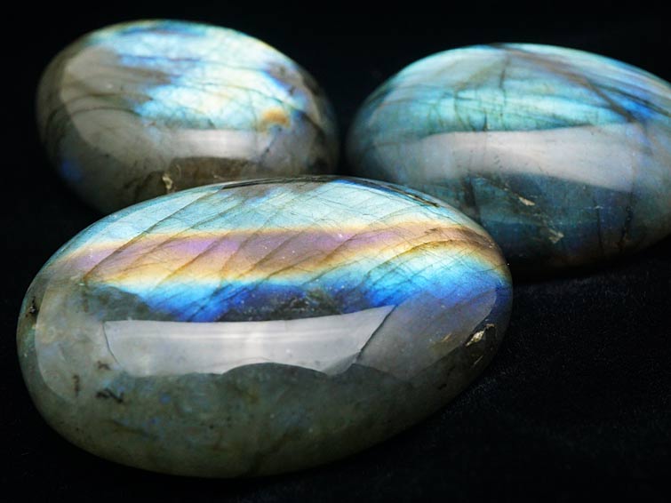 ラブラドライト タンブル 原石 置物 磨き石 AAランク 1個 曹灰長石 labradorite ランダム発送 771-15