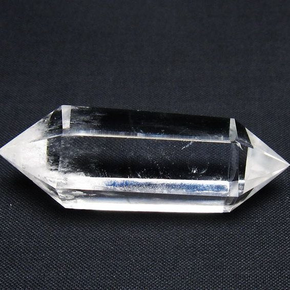 水晶 六角柱 ダブルポイント 一点物 142-8630 – 天然石