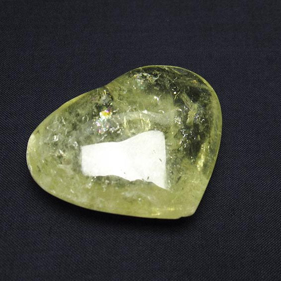 シトリンクォーツ ハート置物 虹入り 一点物 145-1173 – 天然石