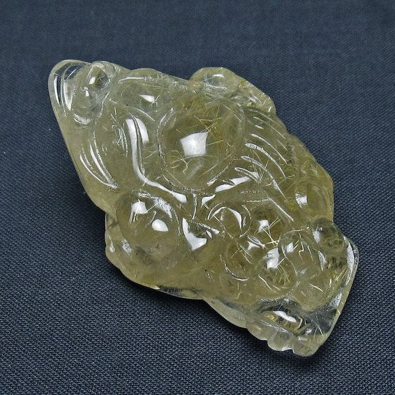 タイチンルチルクォーツ 手彫り 置物 キンセン 金蟾 一点物 145-1684