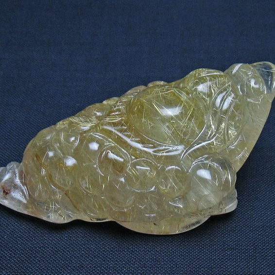 タイチンルチルクォーツ 手彫り 置物 キンセン 金蟾 一点物 145-1702