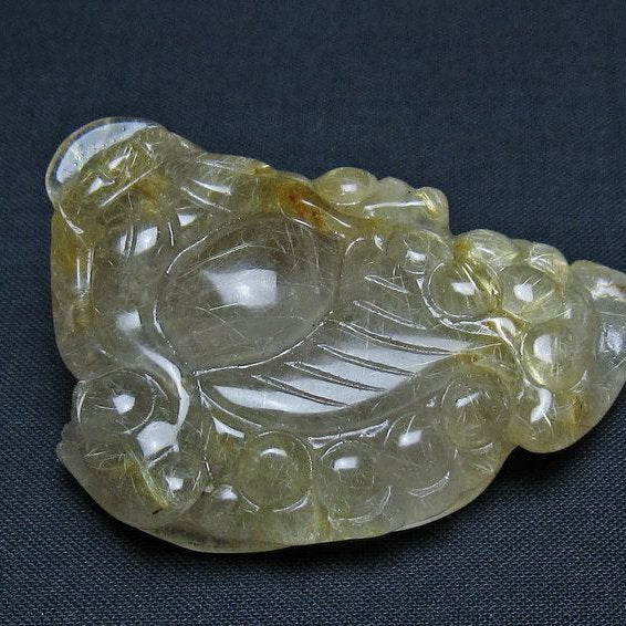 タイチンルチルクォーツ 手彫り 置物 キンセン 金蟾 一点物 145-1704