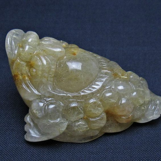 タイチンルチルクォーツ 手彫り 置物 キンセン 金蟾 一点物 145-1706