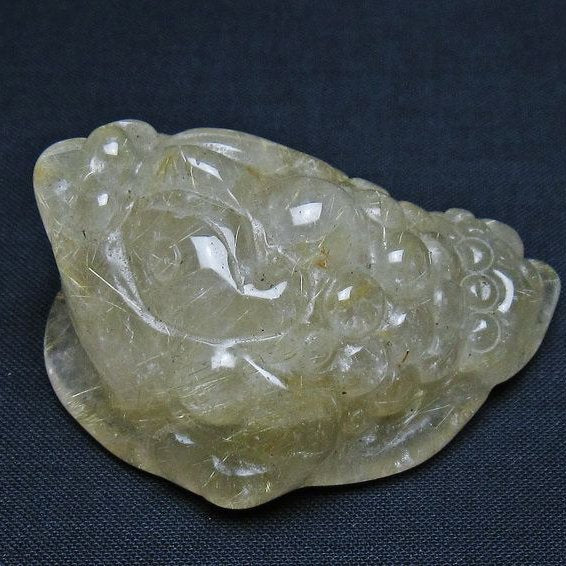 タイチンルチルクォーツ 手彫り 置物 キンセン 金蟾 一点物145-1707