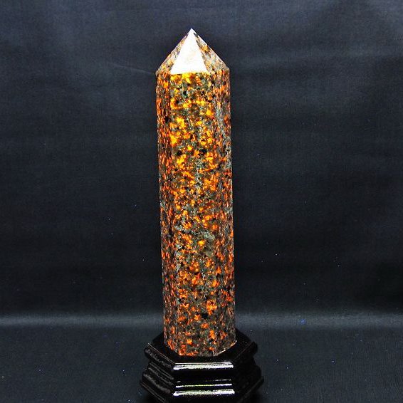1.2Kg ユーパーライト 六角柱 台座付属 一点物 152-3002