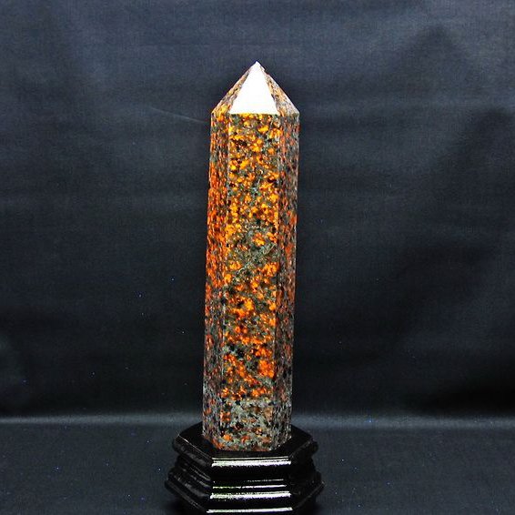 1.3Kg ユーパーライト 六角柱 台座付属 一点物 152-3008
