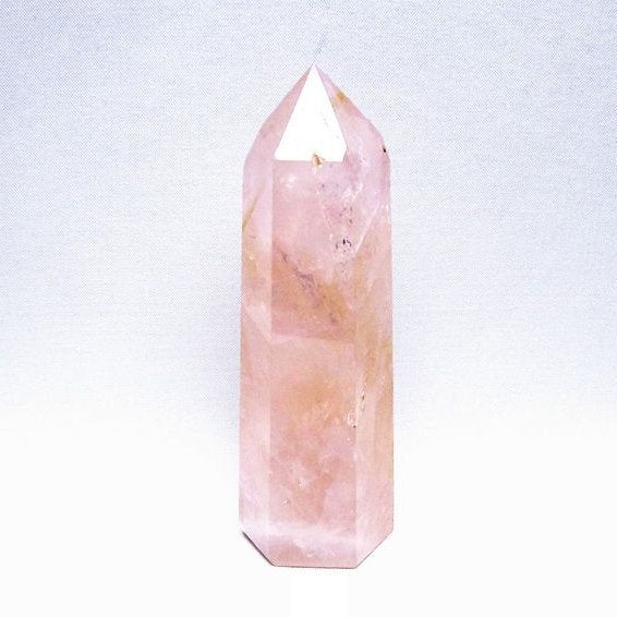 ローズクォーツ 六角柱 ポイント 一点物 152-3417 – 天然石