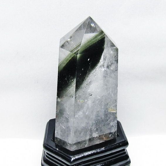 1.1Kg グリーンファントム 六角柱 台座付属 一点物 152-3834