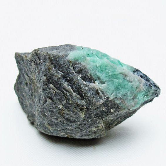 エメラルド 原石 一点物 171-5501