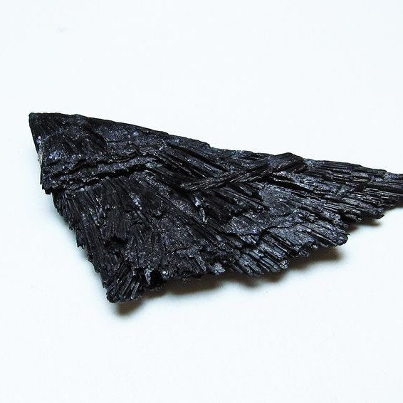ブラック カイヤナイト 原石 一点物 171-7567