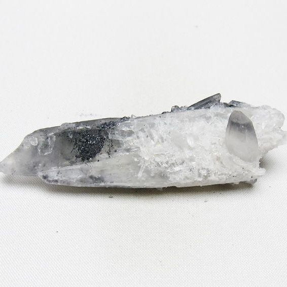 レーザークリスタル 水晶 クラスター 水晶 原石 スティブナイト 輝安鉱 