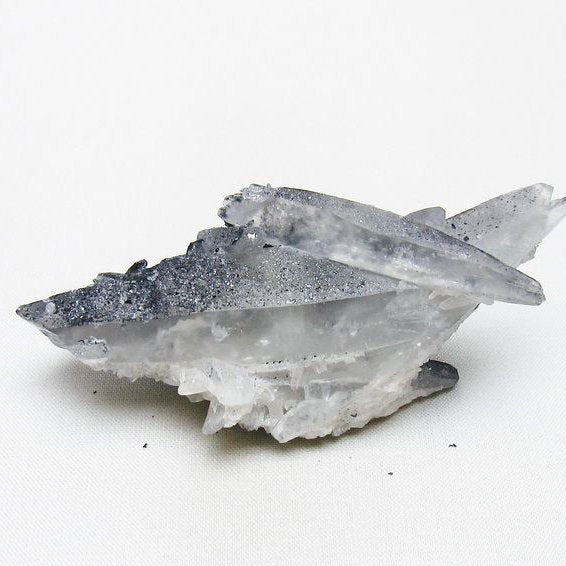 レーザークリスタル 水晶 クラスター 水晶 原石 スティブナイト 輝安鉱 