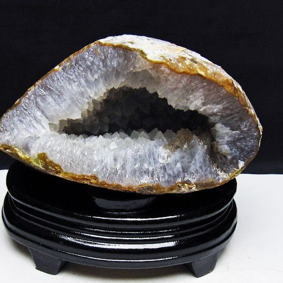 1.9Kg アゲート ジオード 原石 置物 台座付属 瑪瑙 メノウ 晶洞 一点物 