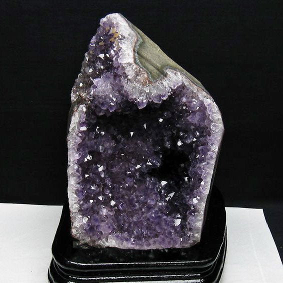 3.1Kg アメジスト クラスター ウルグアイ産 アメジスト 原石 amethyst 台座付属 花型 一点物 192-687