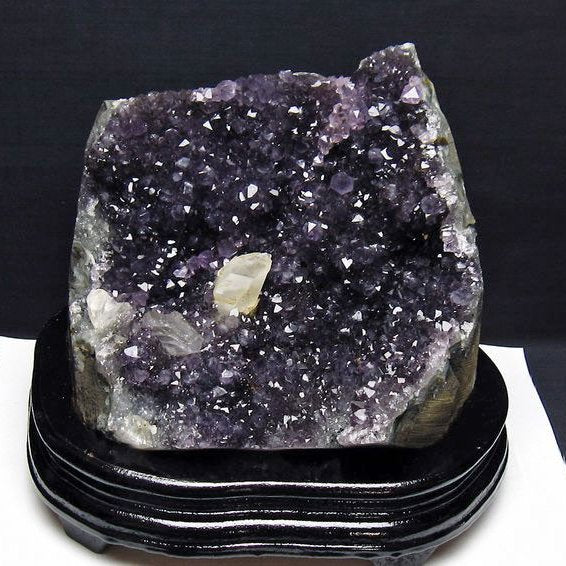 3.9Kg アメジスト クラスター ウルグアイ産 アメジスト 原石 amethyst 台座付属 カルサイト付き 花型 一点物 192-688