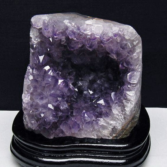 2.1Kg アメジスト クラスター ウルグアイ産 アメジスト 原石 amethyst 台座付属 花型 一点物 192-693