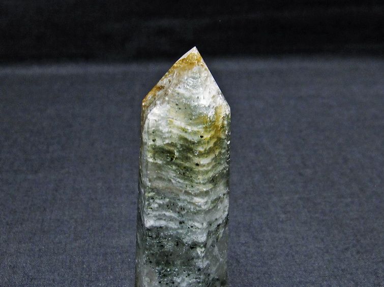 ガーデンファントム 六角柱 ガーデンクォーツ ポイント 庭園水晶 一点物 142-7428