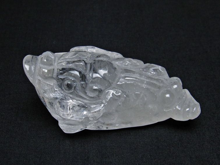 水晶 手彫り 置物 キンセン 金蟾 一点物 144-179