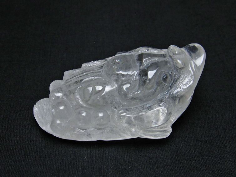 水晶 手彫り 置物 キンセン 金蟾 一点物 144-190
