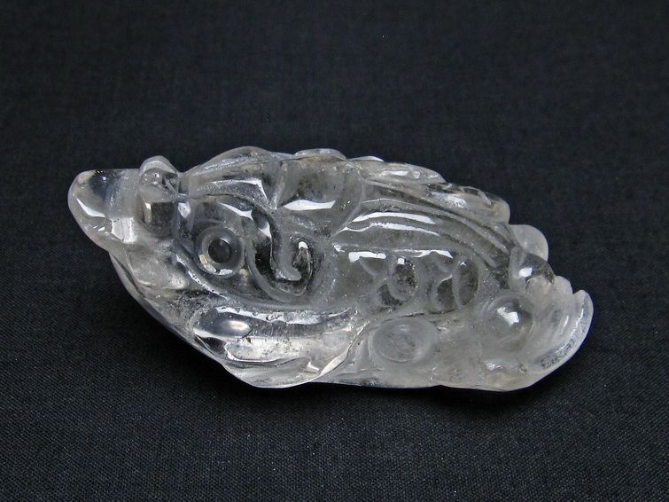 水晶 手彫り 置物 キンセン 金蟾 一点物 144-208