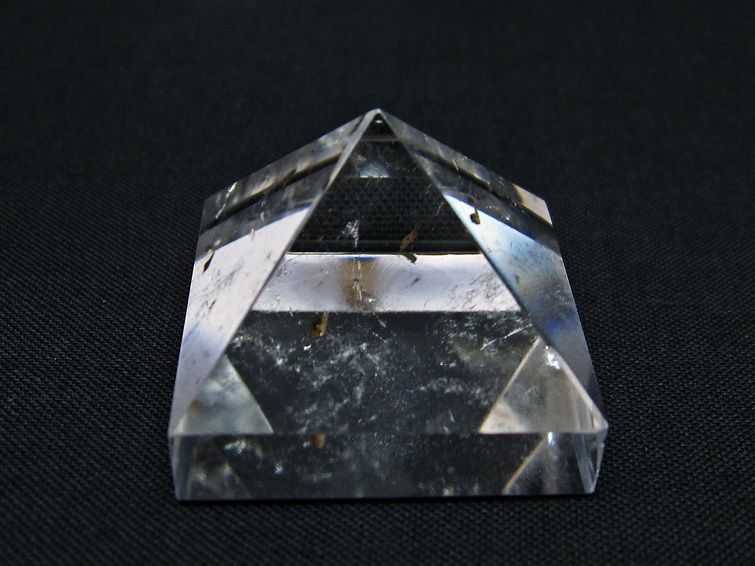 水晶 ピラミッド置物 一点物 145-1000