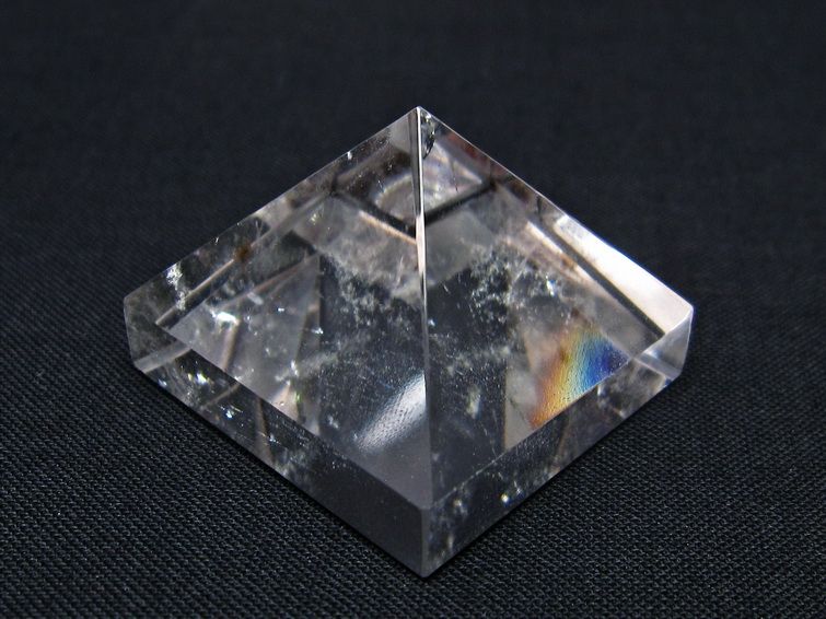 水晶 ピラミッド置物 一点物 145-1000