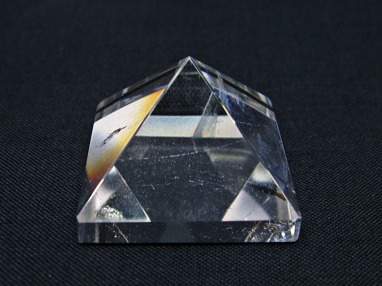 水晶 ピラミッド置物 一点物 145-1002