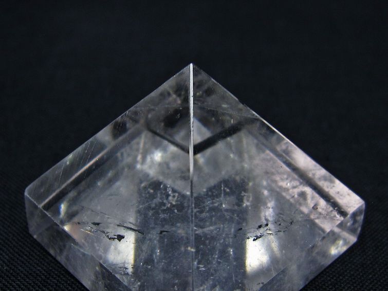 水晶 ピラミッド置物 一点物 145-1005