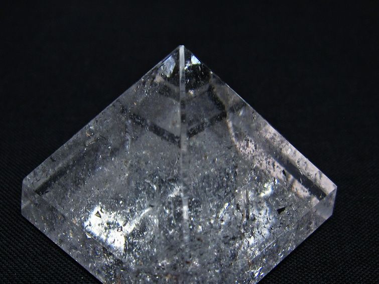 水晶 ピラミッド置物 一点物 145-1010
