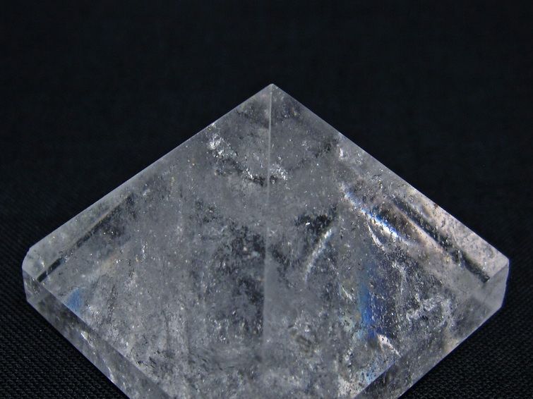 水晶 ピラミッド置物 一点物 145-1012