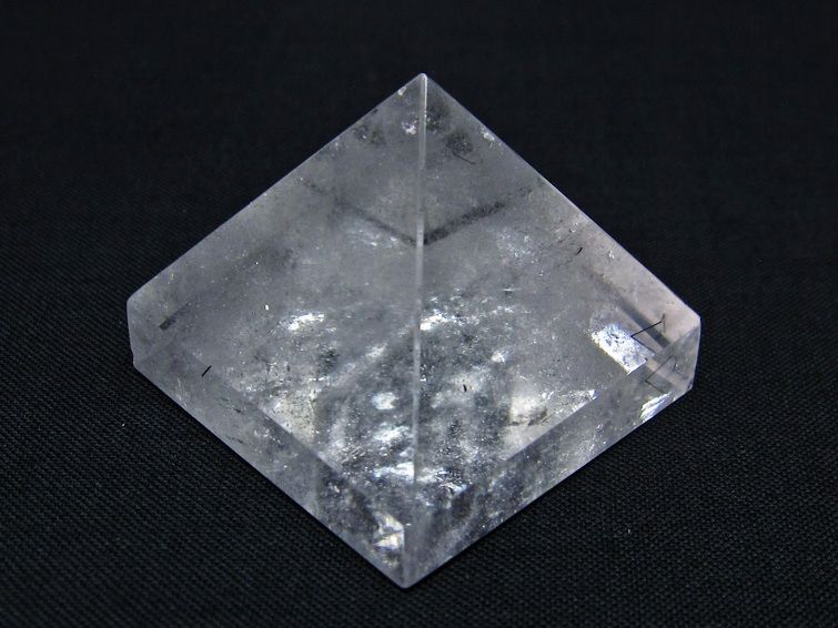 水晶 ピラミッド置物 一点物 145-1015