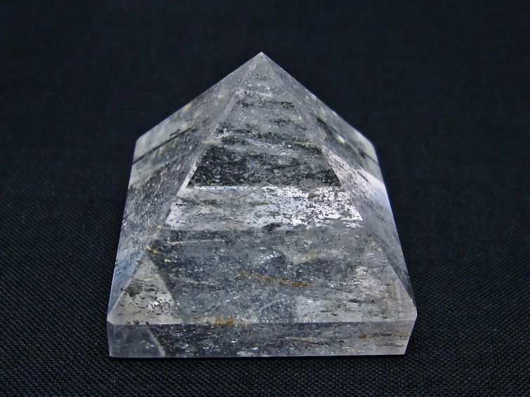 水晶 ピラミッド置物 一点物 145-1019