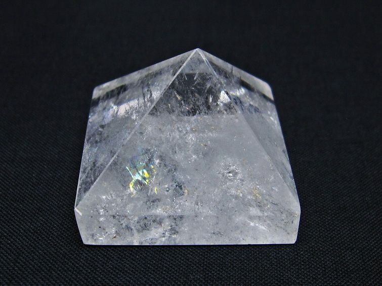 水晶 ピラミッド置物 一点物 145-1020