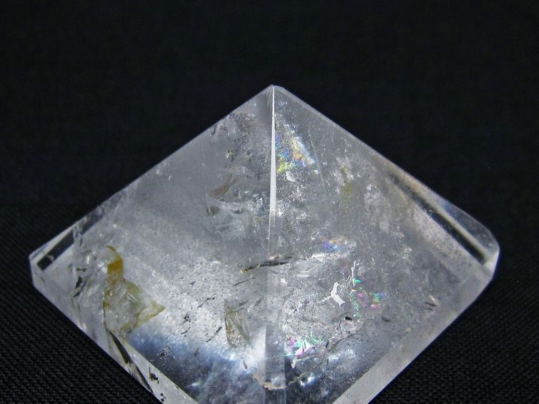 水晶 ピラミッド置物 一点物 145-1021