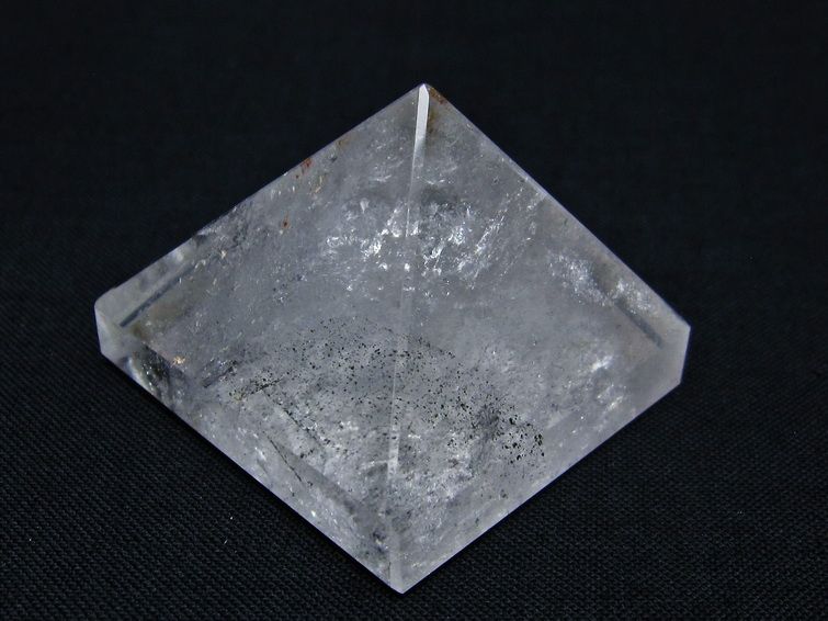水晶 ピラミッド置物 一点物 145-1025