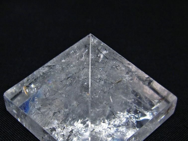 水晶 ピラミッド置物 一点物 145-1027