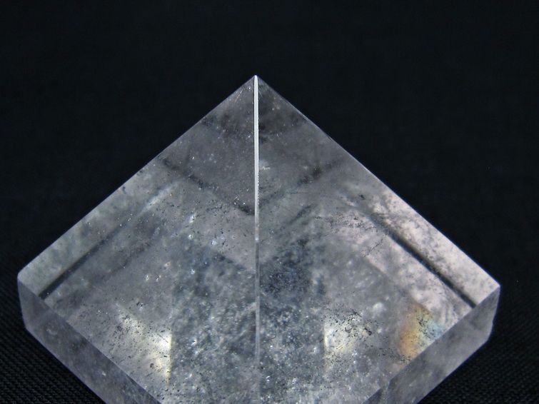 水晶 ピラミッド置物 一点物 145-1028
