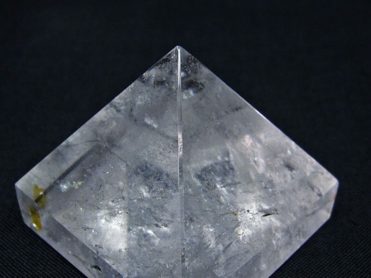 水晶 ピラミッド置物 一点物 145-1035