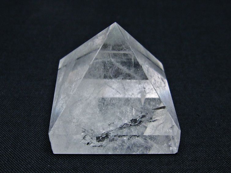 水晶 ピラミッド置物 一点物 145-1036