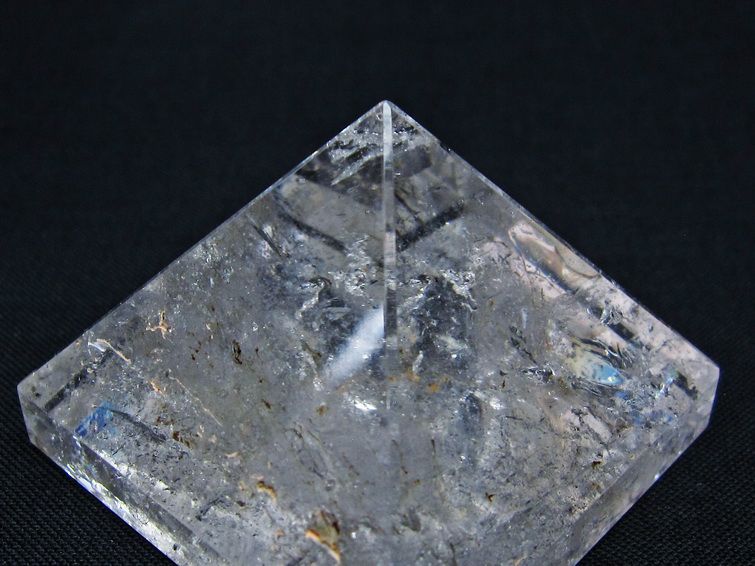 水晶 ピラミッド置物 一点物 145-1037