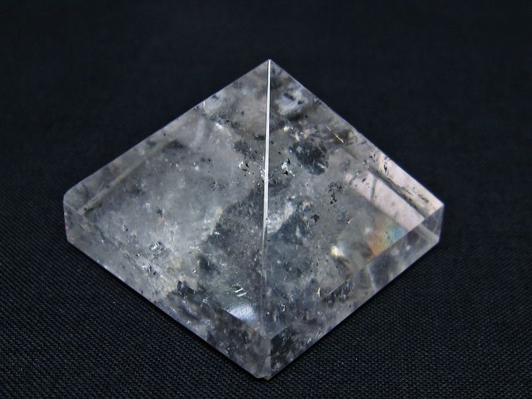 水晶 ピラミッド置物 一点物 145-1045