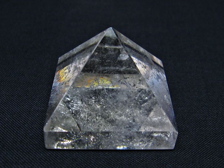 水晶 ピラミッド置物 一点物 145-1046
