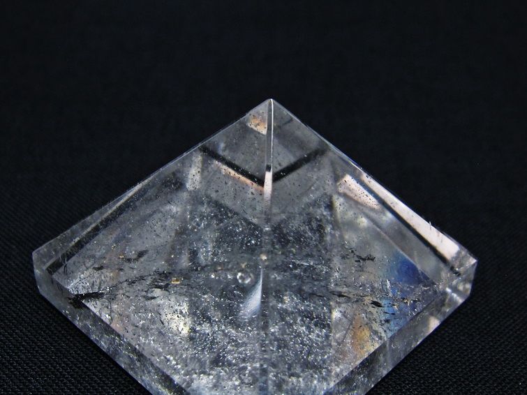 水晶 ピラミッド置物 一点物 145-1049