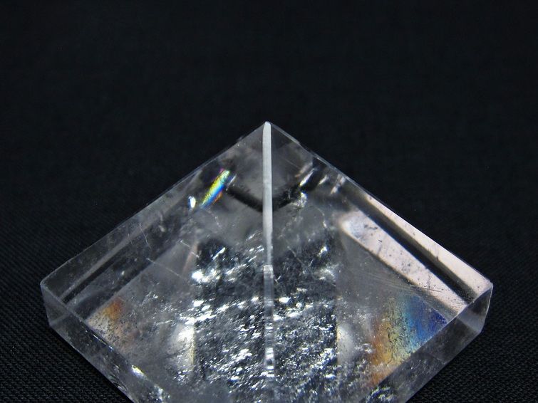 水晶 ピラミッド置物 一点物 145-1052