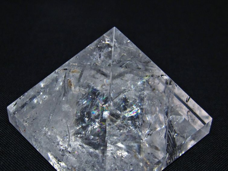 水晶 ピラミッド置物 一点物 145-1059